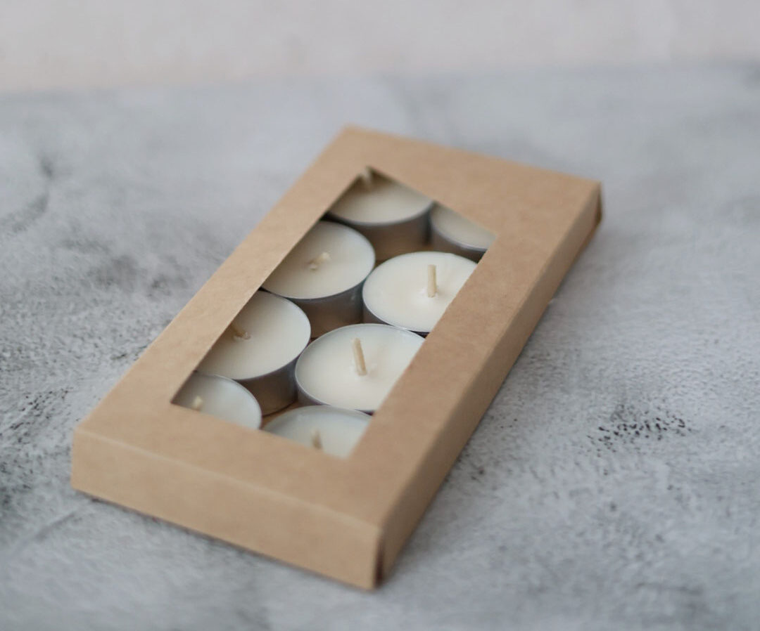 TEALIGHT SOJOWY bezzapachowy 8 sztuk